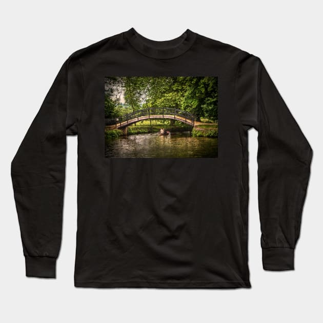 Boating On The Thames At Oxford Long Sleeve T-Shirt by IanWL